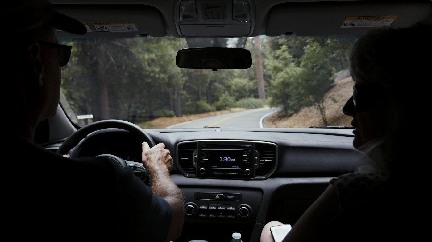Au volant sur la route des vacances